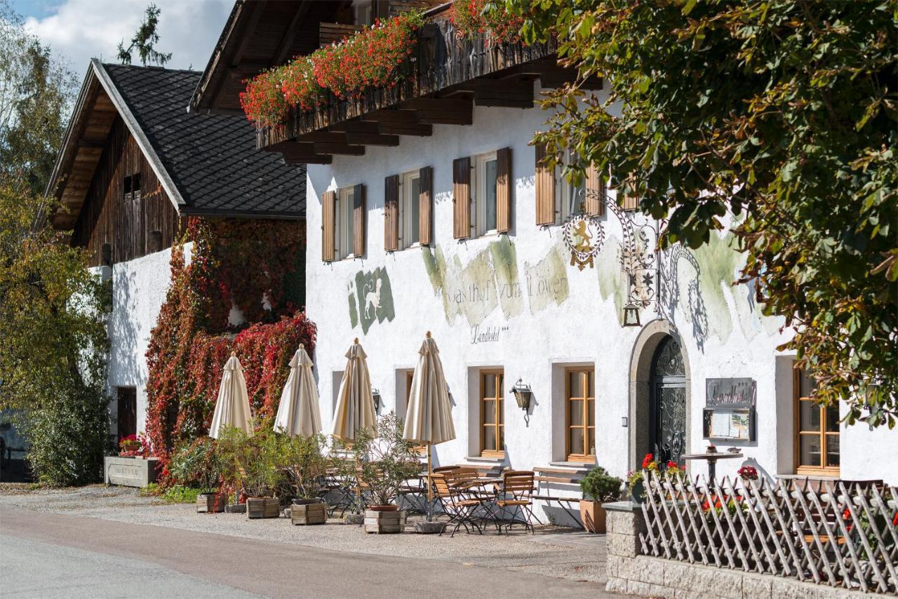 Landhotel Gasthof Zum Loewen Роденго Экстерьер фото